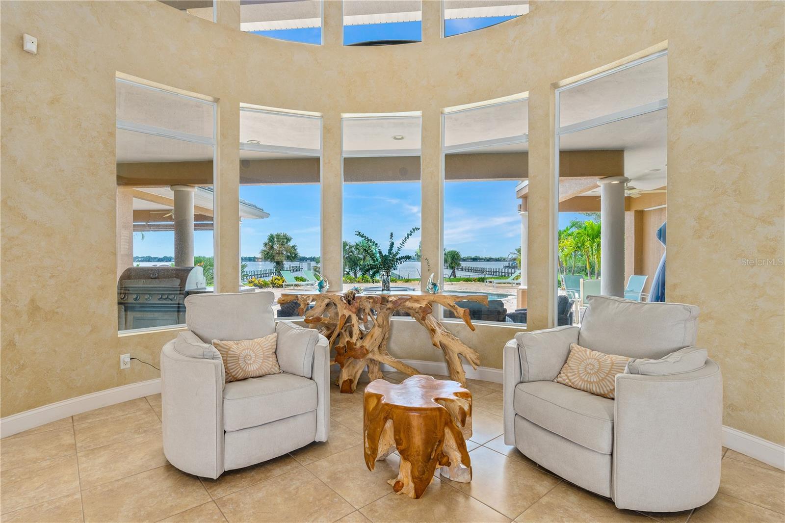 COQUINA SHORES - Residential