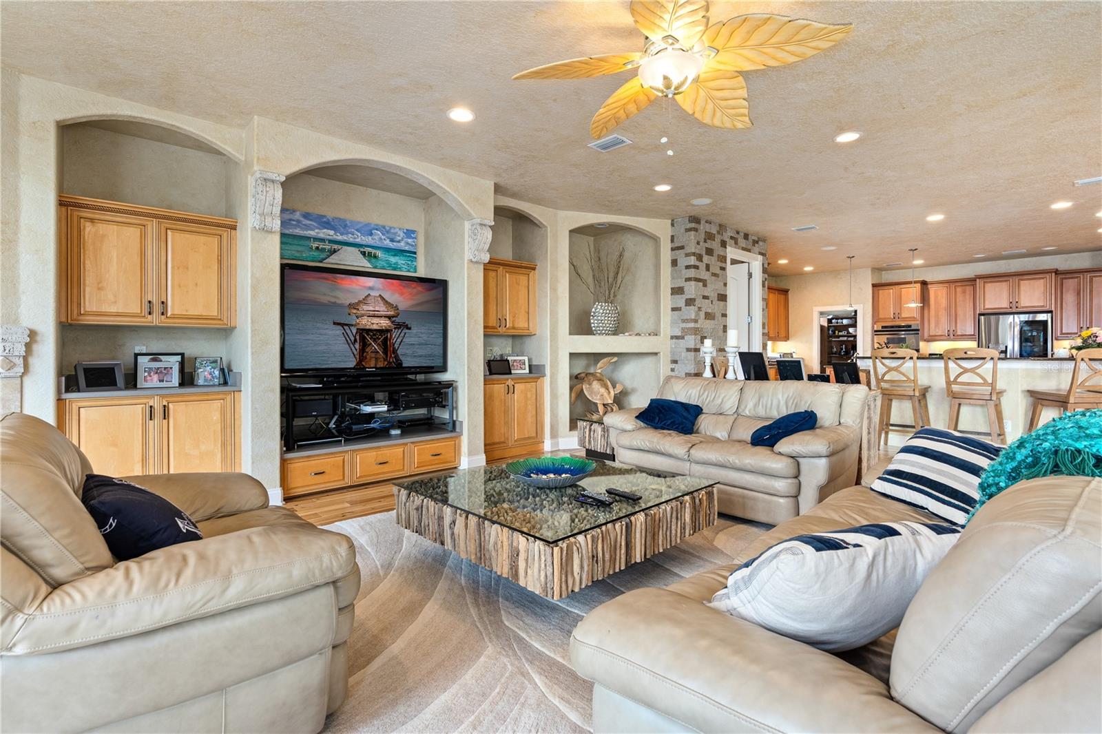 COQUINA SHORES - Residential