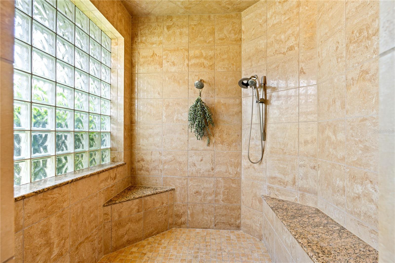 COQUINA SHORES - Residential