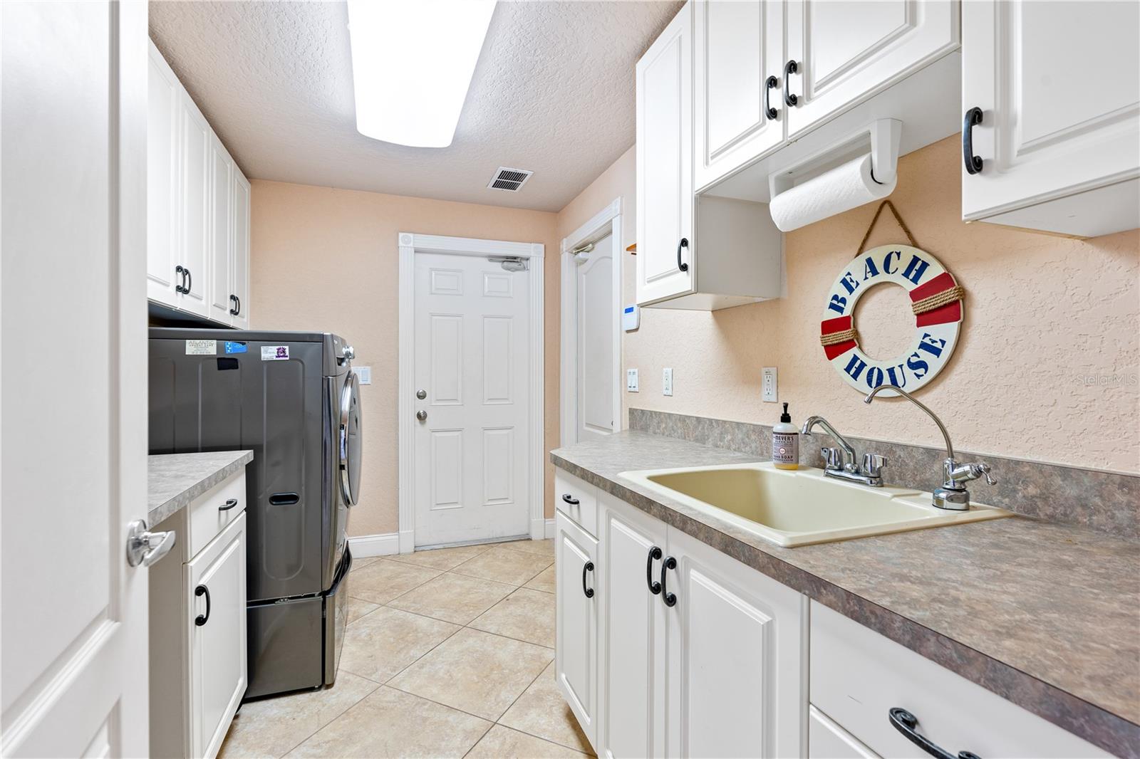 COQUINA SHORES - Residential