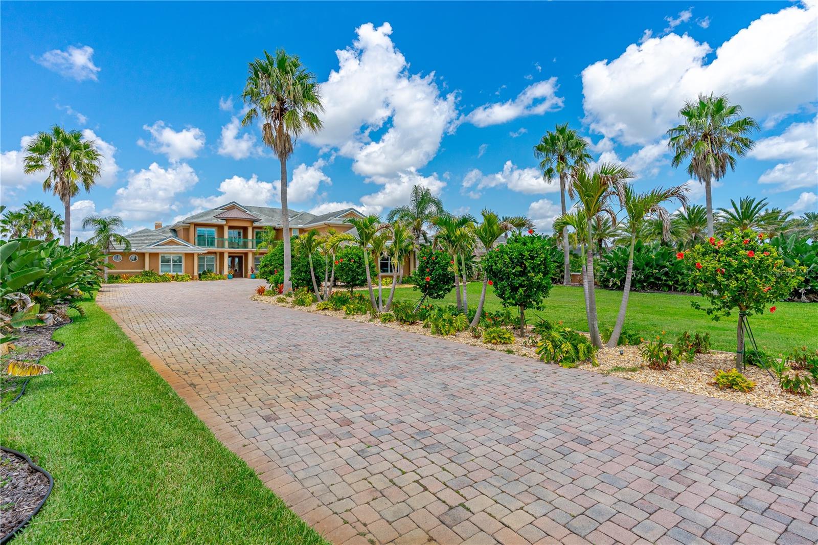 COQUINA SHORES - Residential