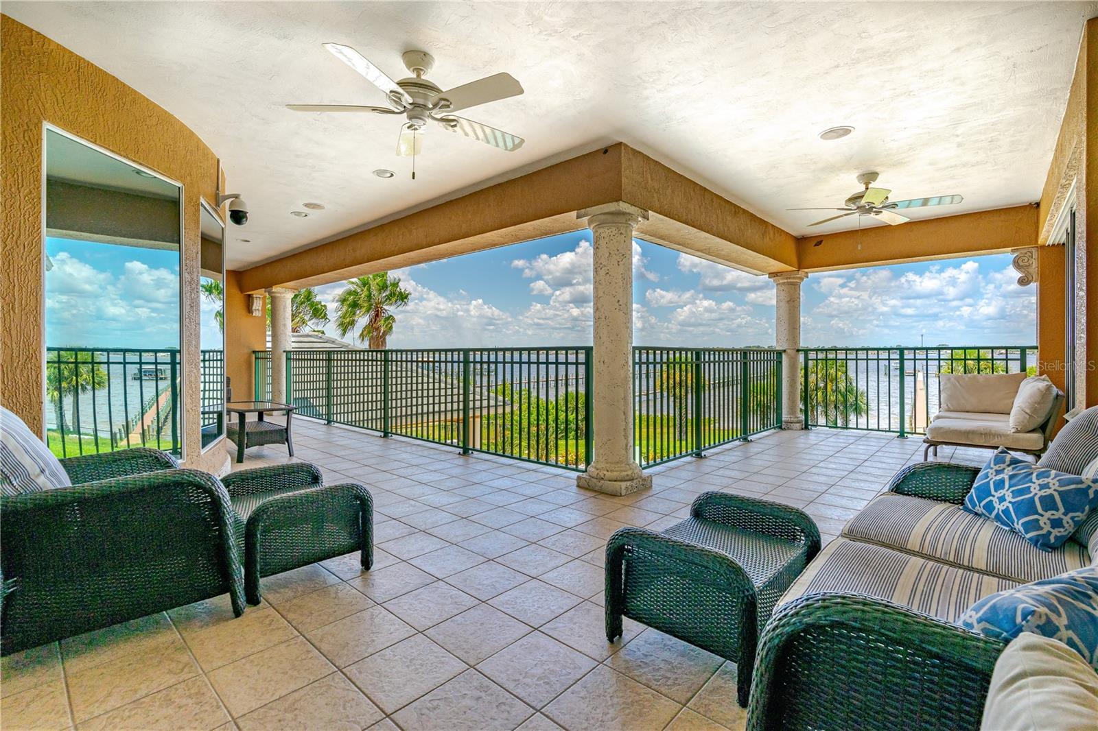 COQUINA SHORES - Residential