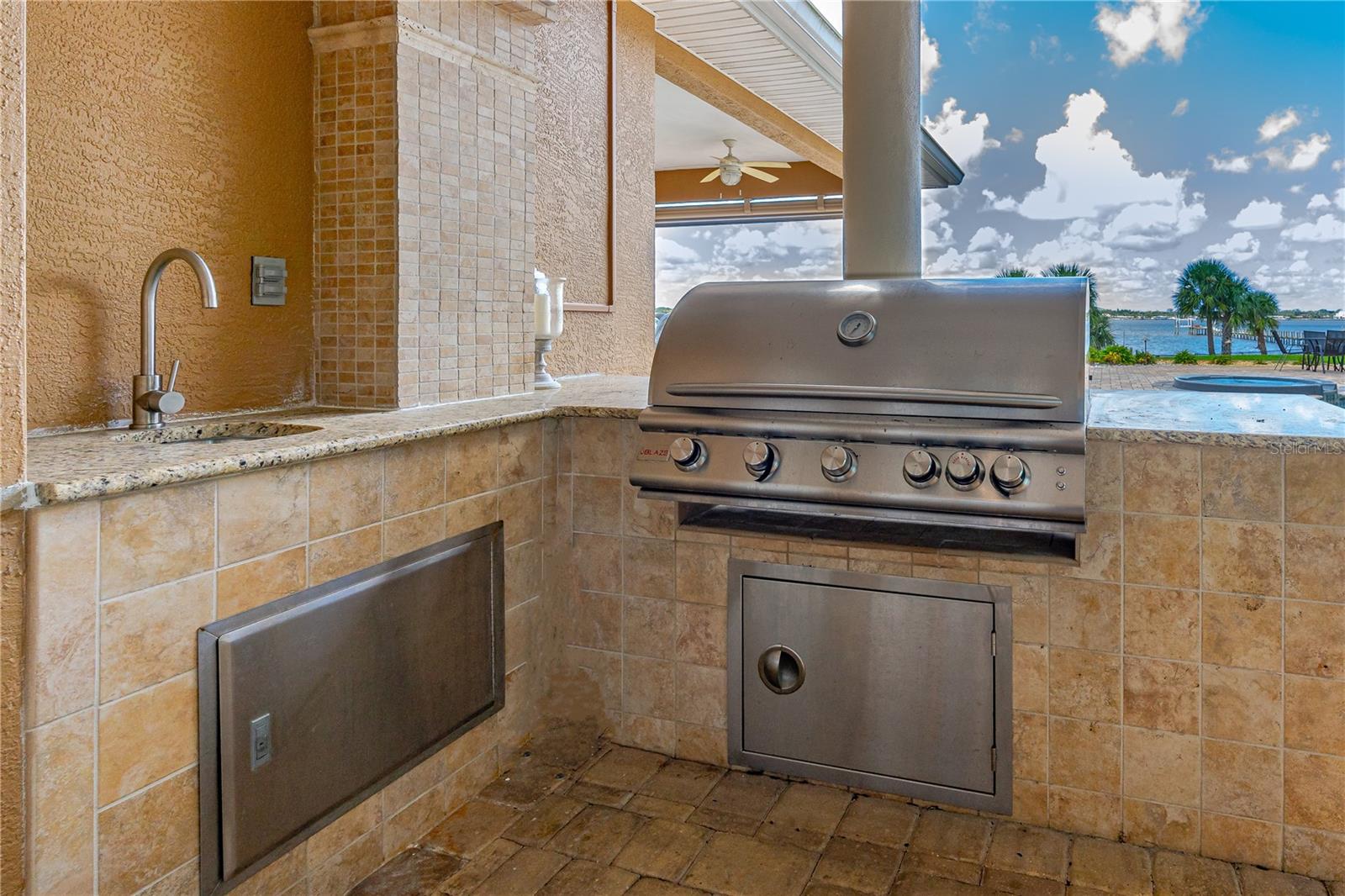 COQUINA SHORES - Residential