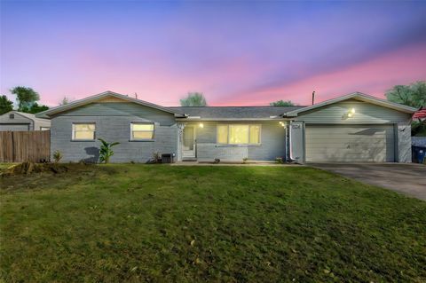 Photo of 124 Patterson Drive, Auburndale, FL 33823 (MLS # TB8474982)