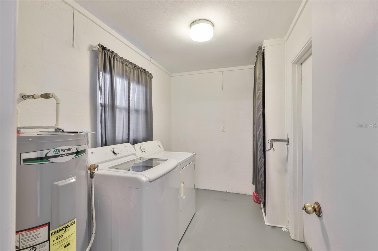 ARIANA ESTATES - Residential