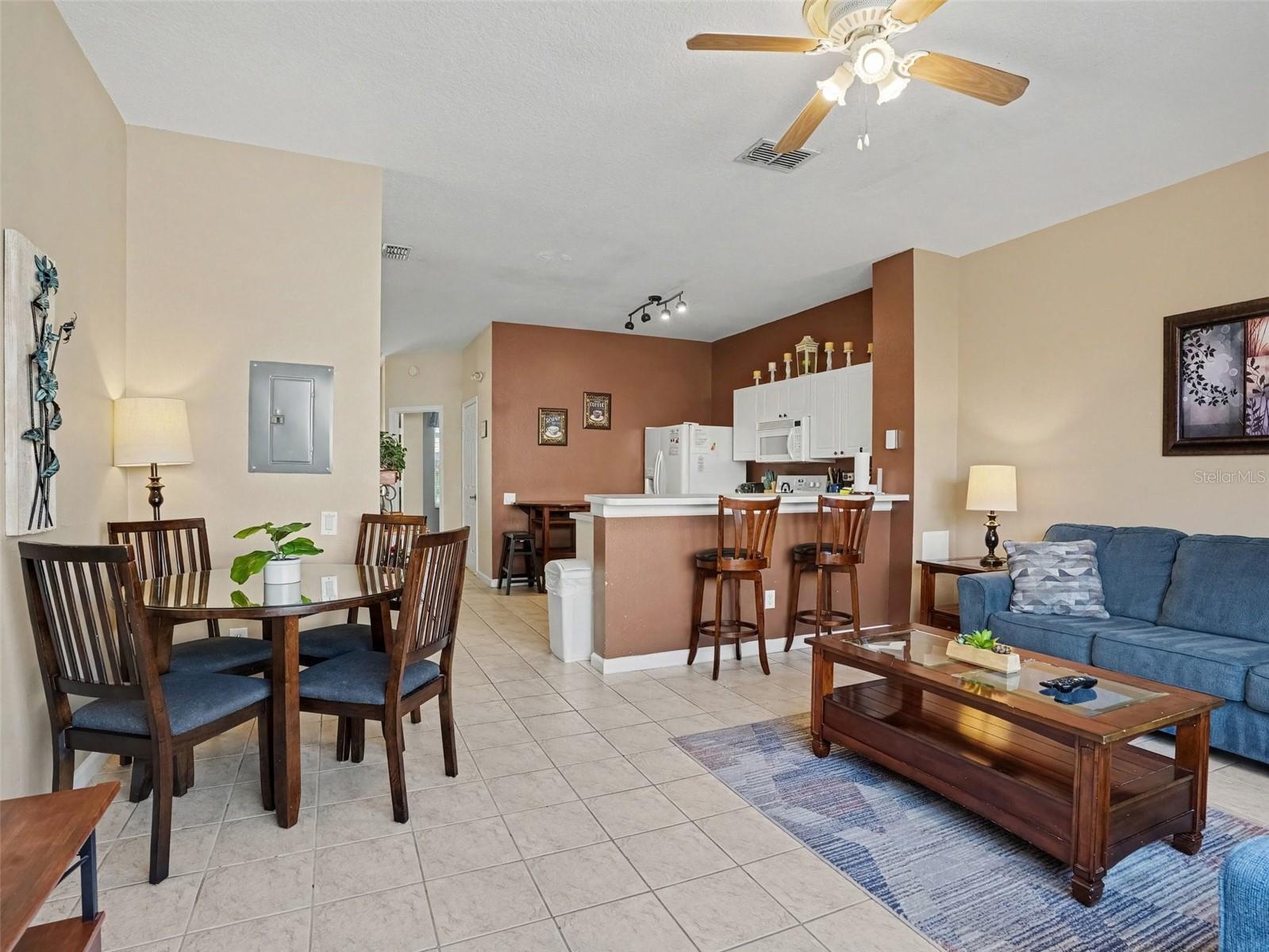 2326 SILVER PALM DR