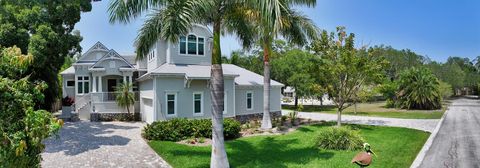 A home in SARASOTA