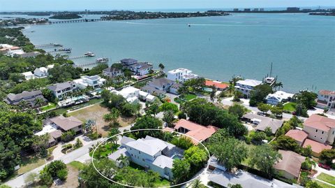 A home in SARASOTA