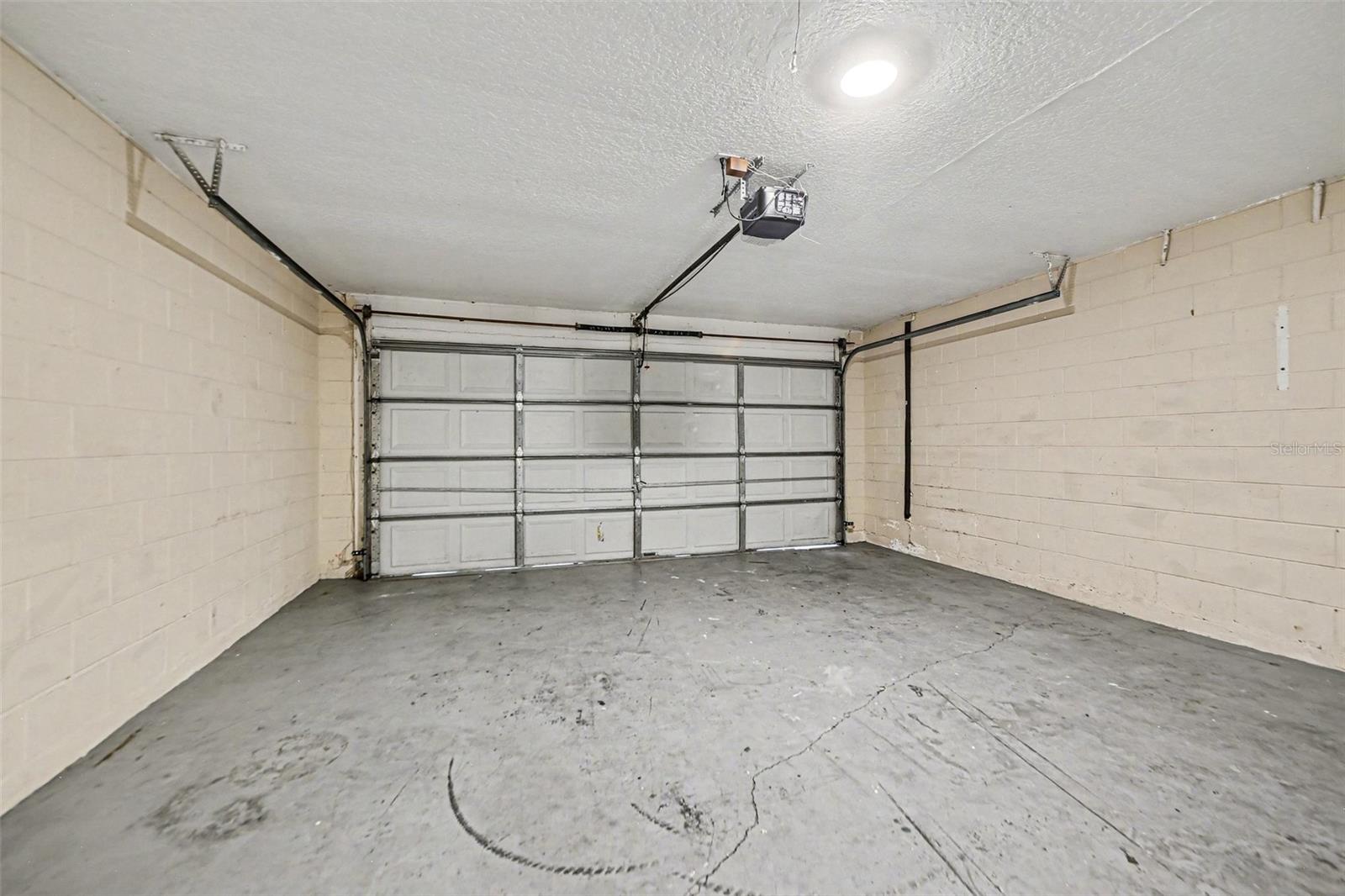 SILVER GLEN PH 01 VILLAGE 02 - Residential