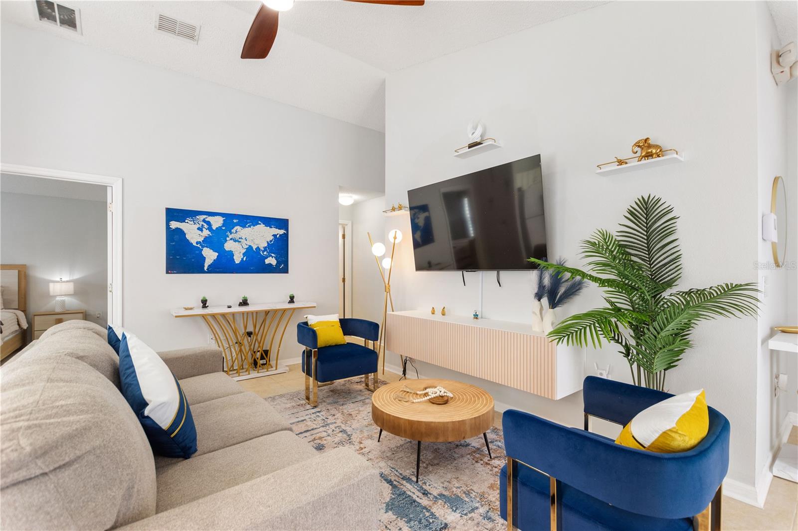 KOKOMO BAY PH 01 - Residential Lease