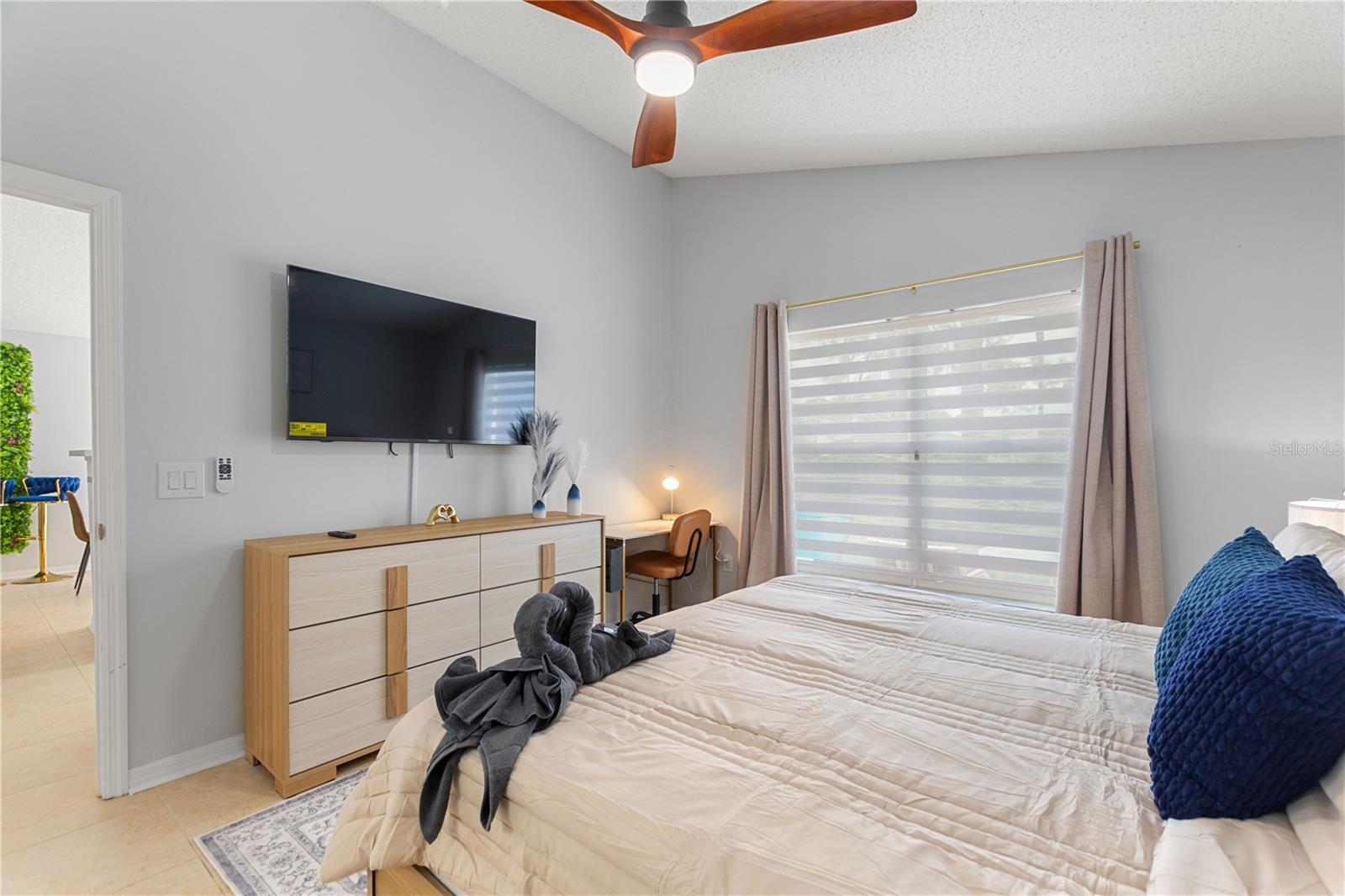 KOKOMO BAY PH 01 - Residential Lease