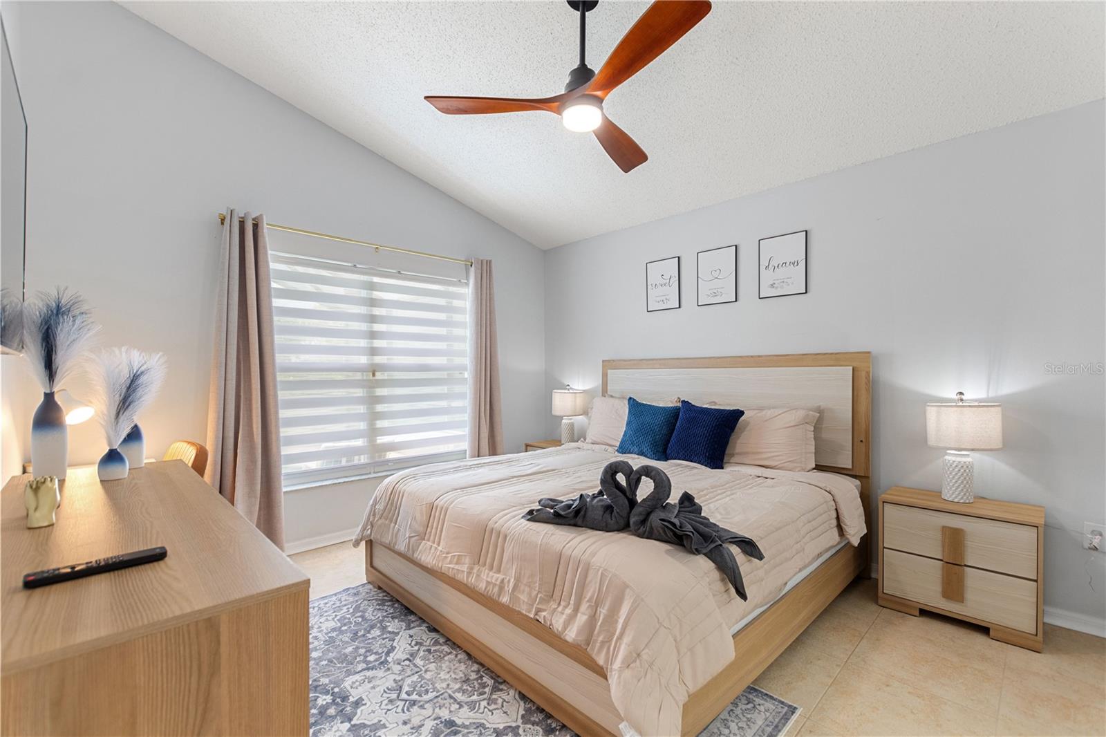 KOKOMO BAY PH 01 - Residential Lease