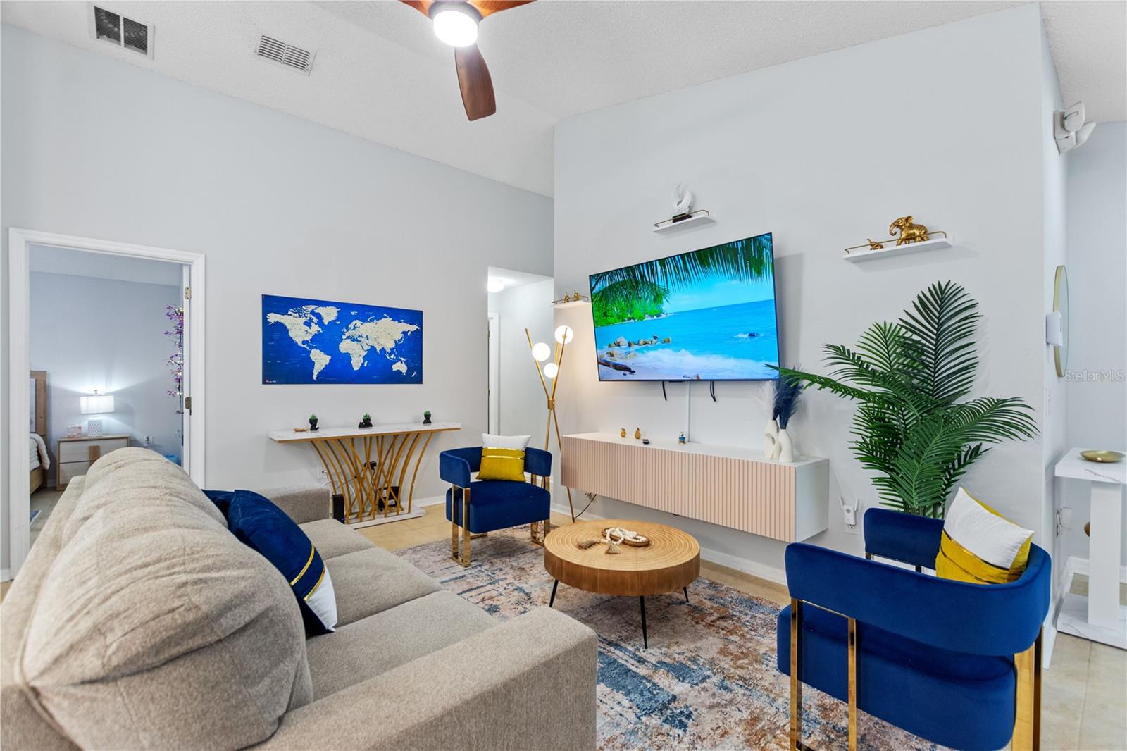 KOKOMO BAY PH 01 - Residential Lease