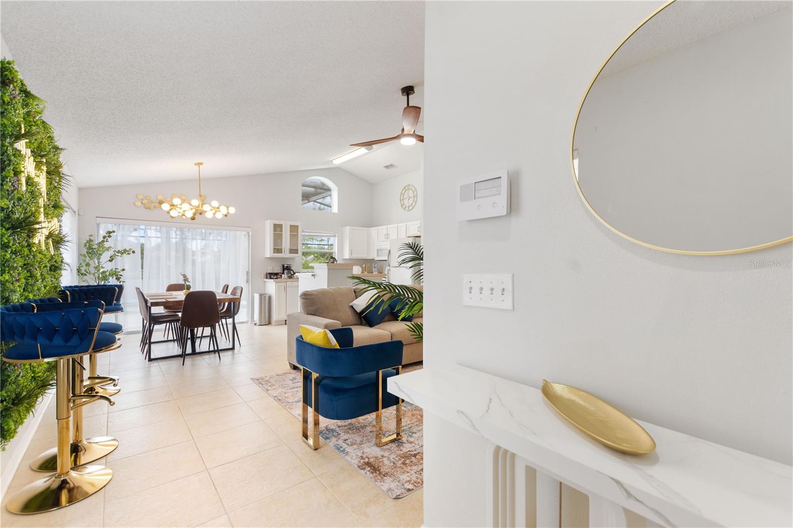 KOKOMO BAY PH 01 - Residential Lease