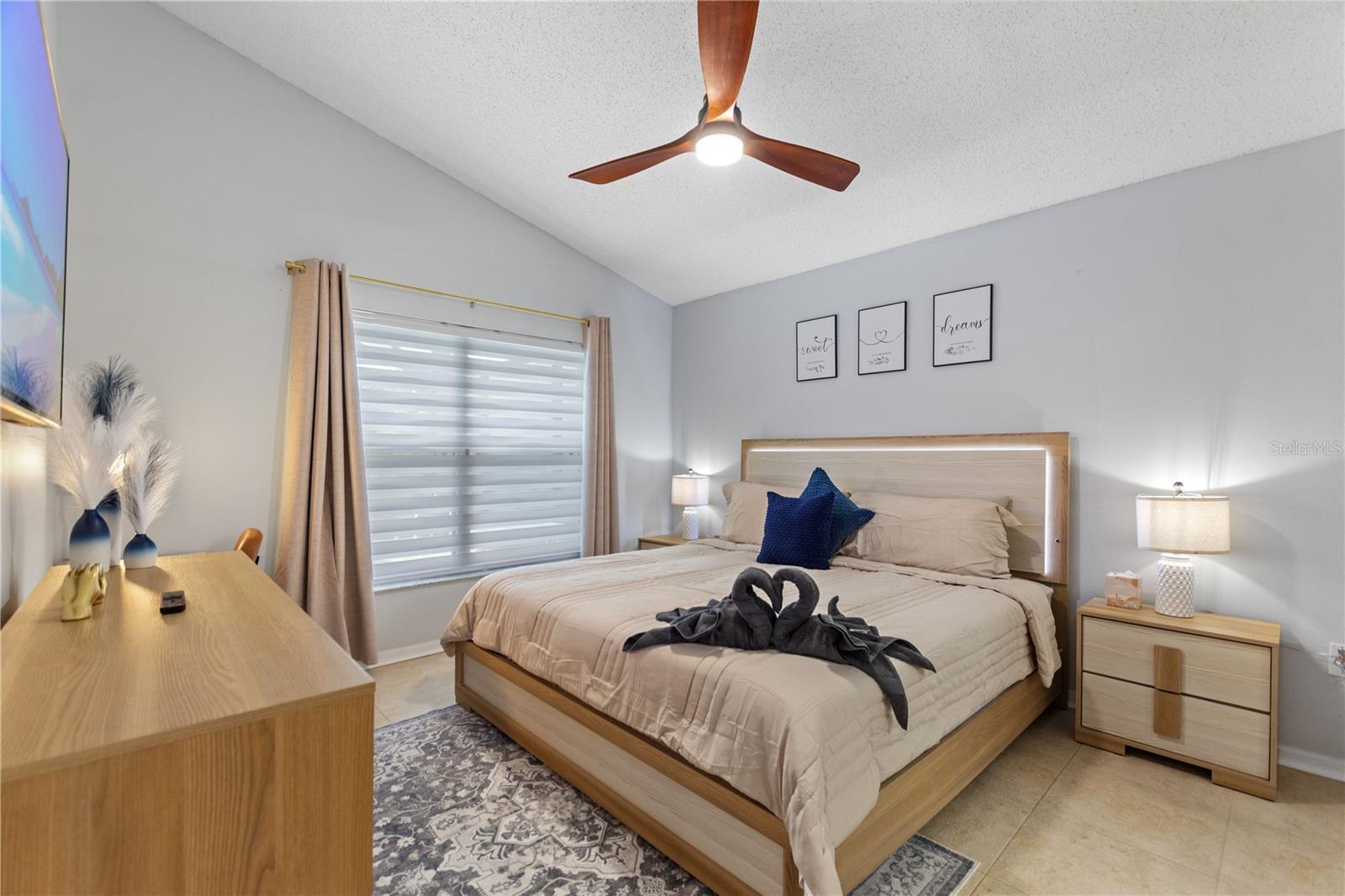 KOKOMO BAY PH 01 - Residential Lease