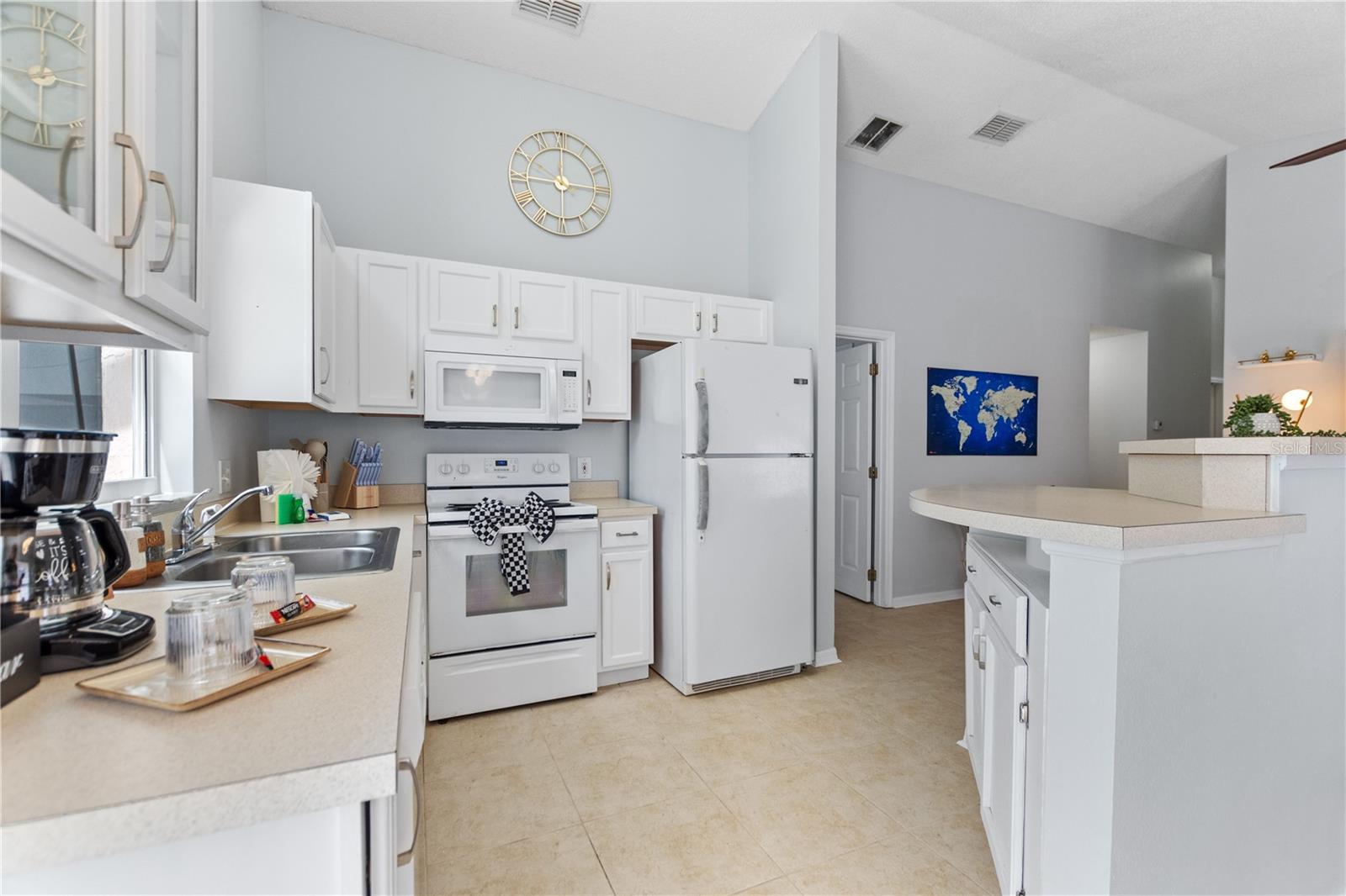 KOKOMO BAY PH 01 - Residential Lease