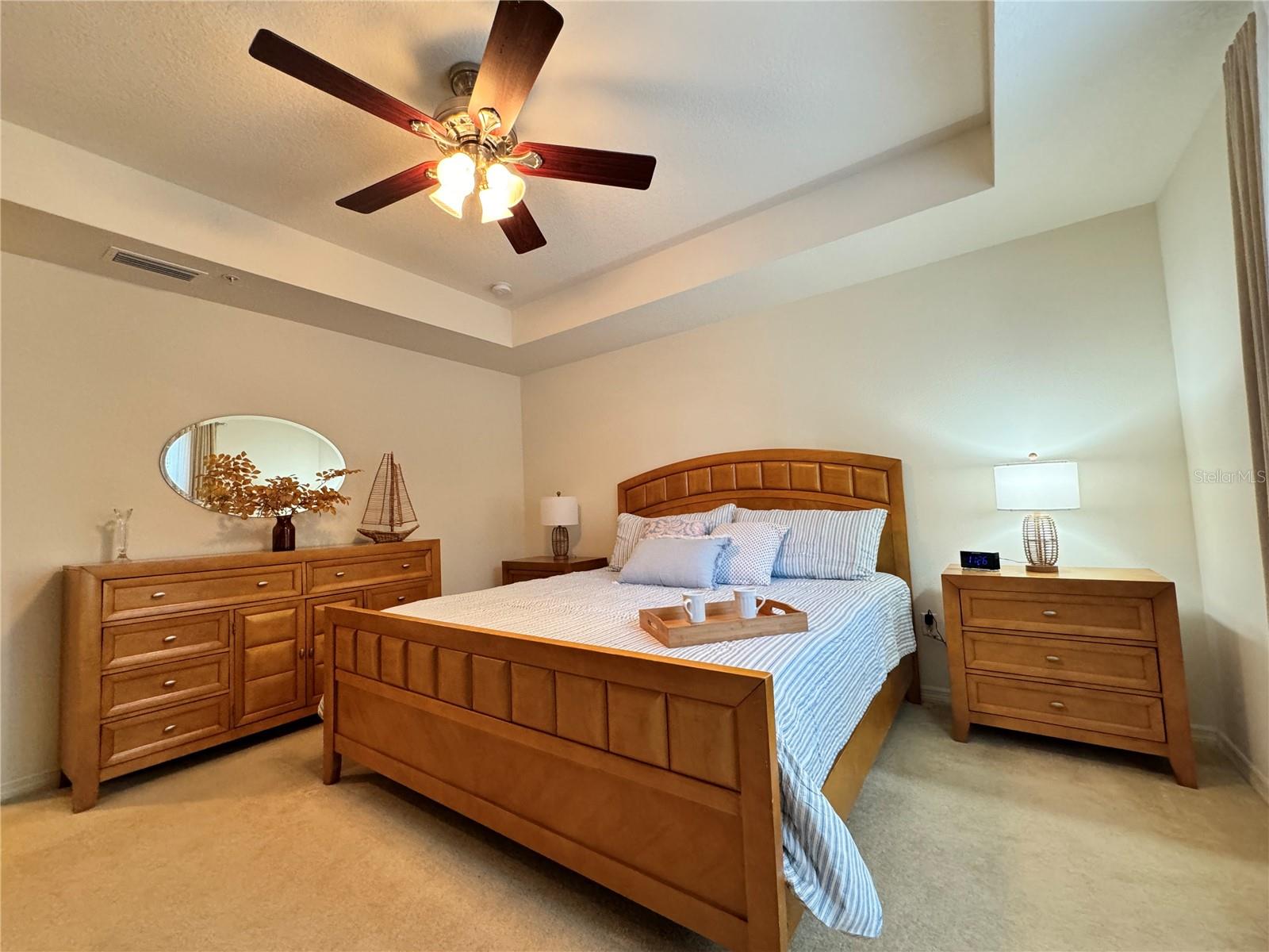 PALMA SOLA TRACE CONDO OR2185/736 - Residential