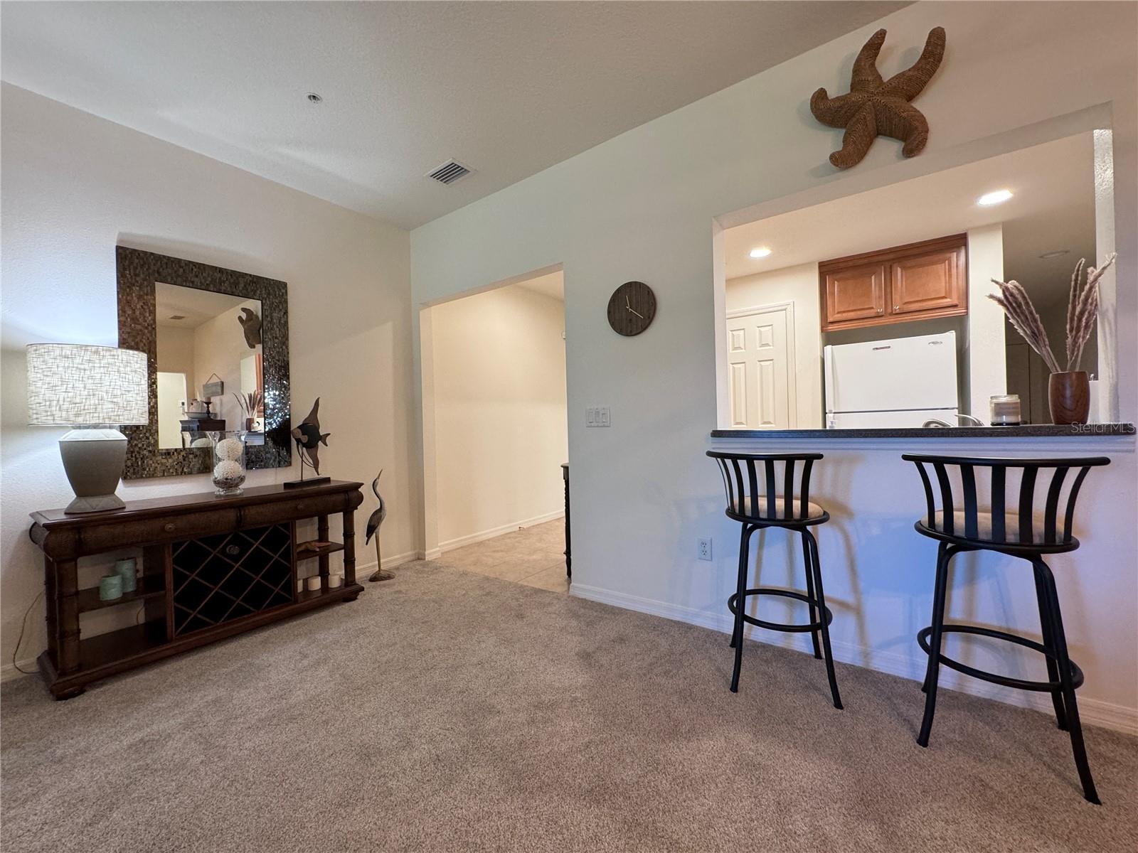 PALMA SOLA TRACE CONDO OR2185/736 - Residential