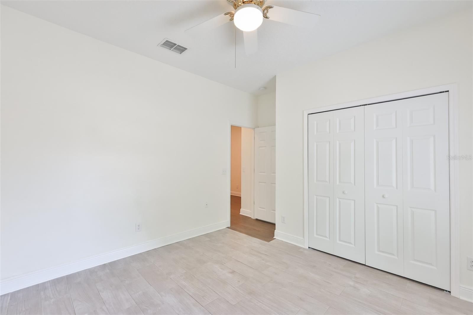 ESTATES AT PARSONS POINTE - Residential