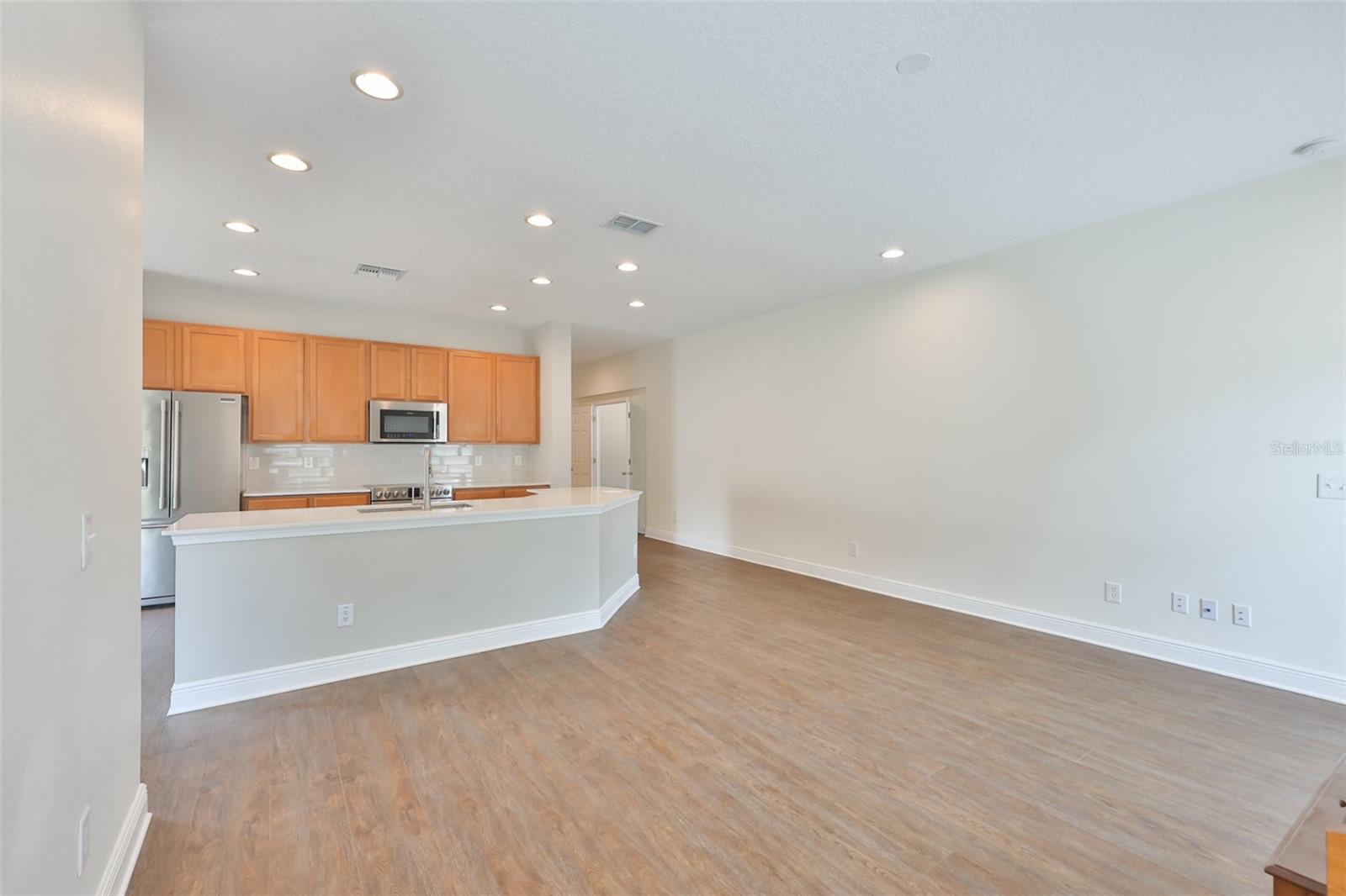 ESTATES AT PARSONS POINTE - Residential