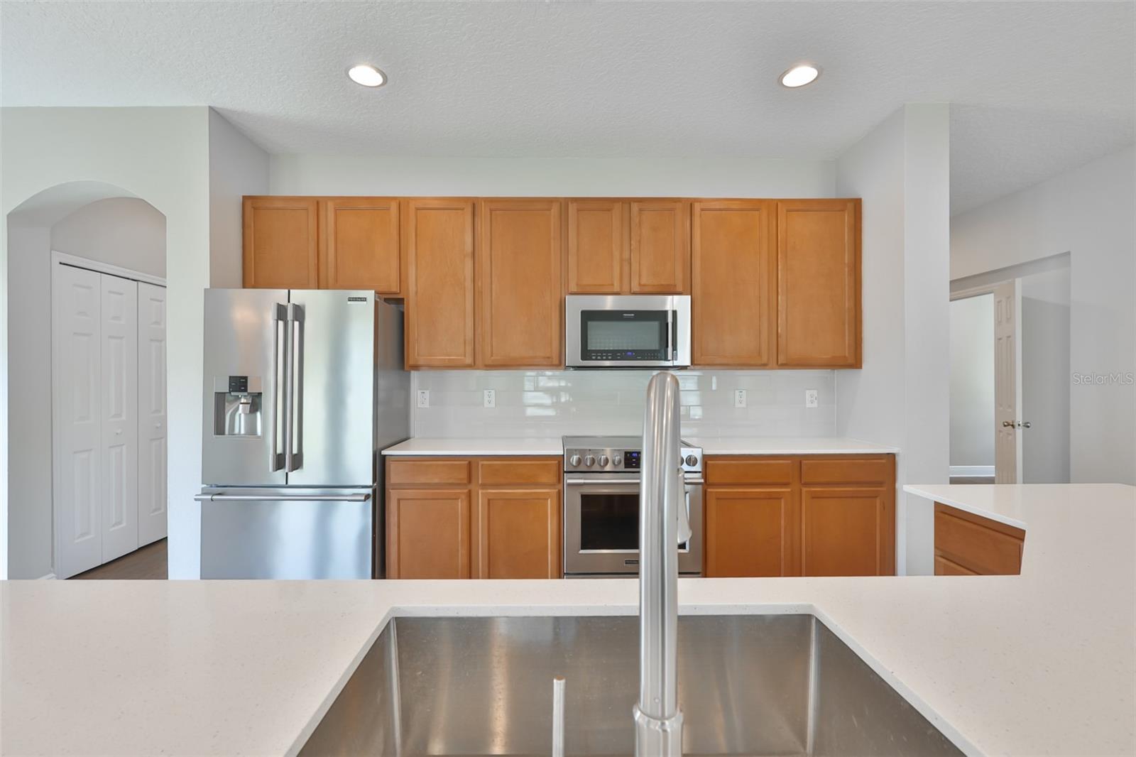 ESTATES AT PARSONS POINTE - Residential