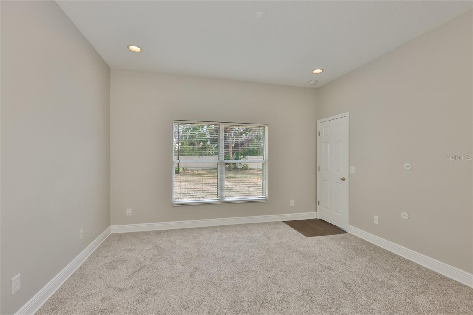 ESTATES AT PARSONS POINTE - Residential