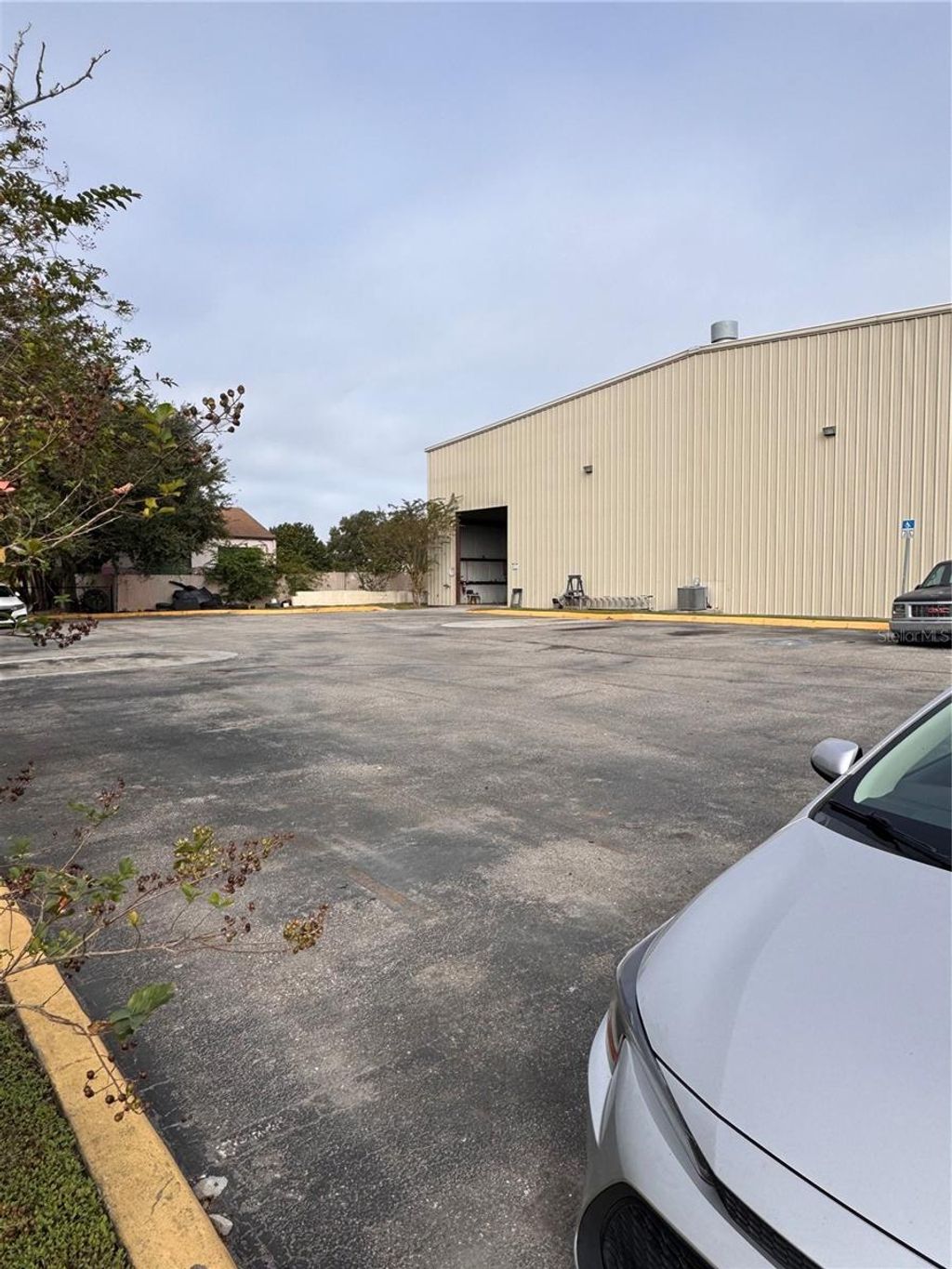 Photo of 2160 Edgewood Drive S #109, Lakeland, FL 33803 (MLS # TB8443394)