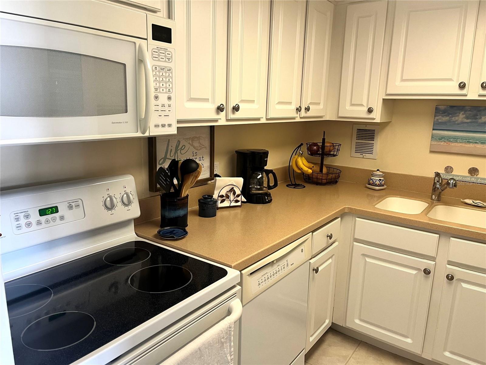 REGATTA BEACH CLUB CONDO - Residential