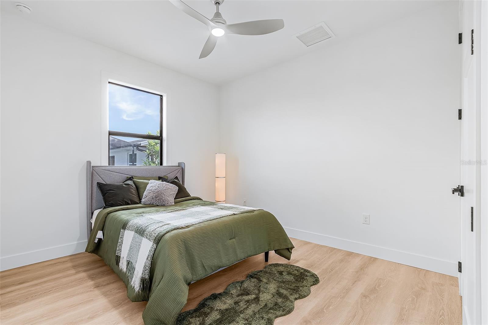 ROTONDA WEST LONG MEADOW - Residential