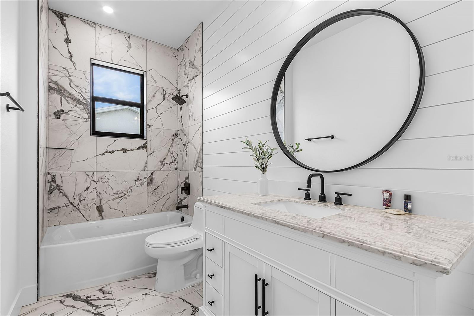 ROTONDA WEST LONG MEADOW - Residential