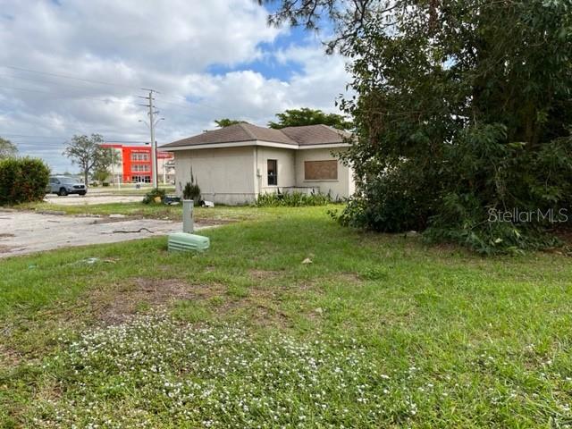 PINE SHORES ESTATE - Commercial Sale