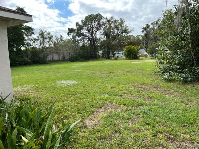 PINE SHORES ESTATE - Commercial Sale