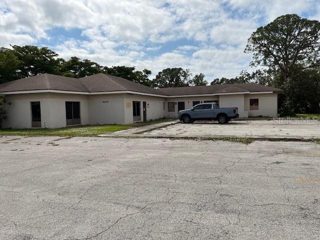 PINE SHORES ESTATE - Commercial Sale