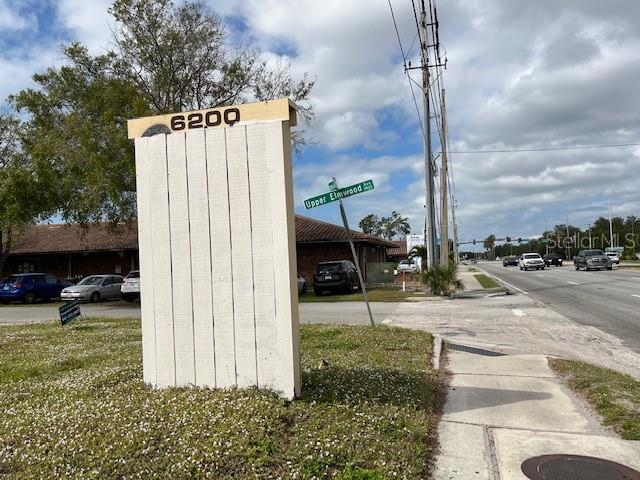 PINE SHORES ESTATE - Commercial Sale