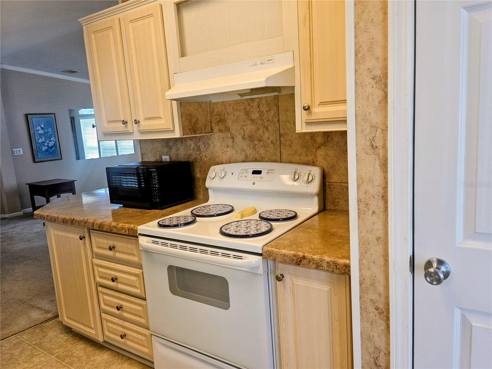 OAKWOOD MANOR - Residential