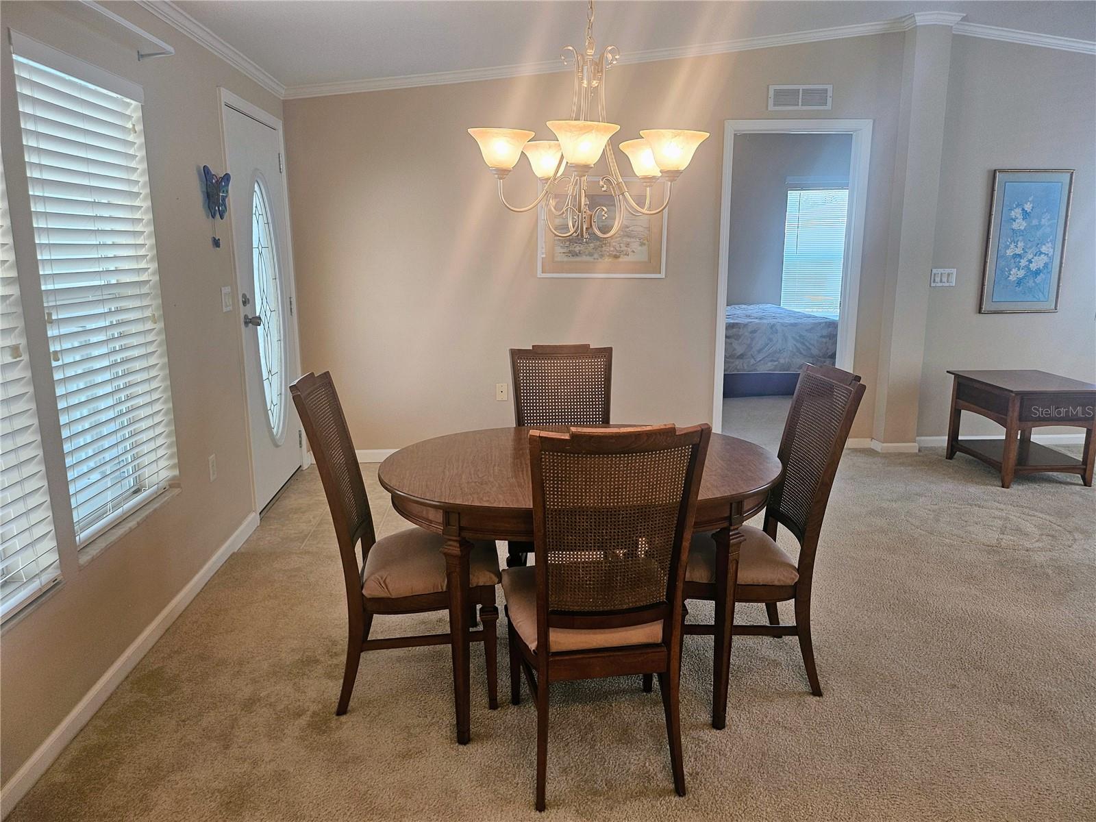 OAKWOOD MANOR - Residential