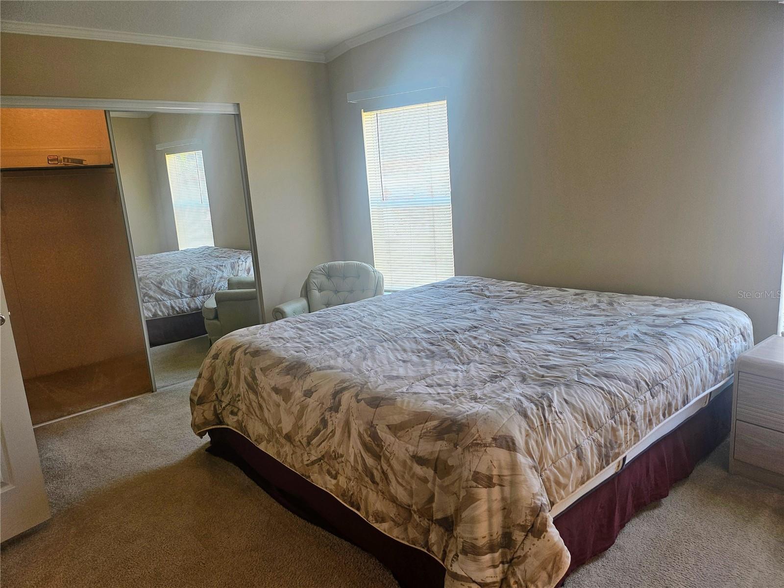 OAKWOOD MANOR - Residential