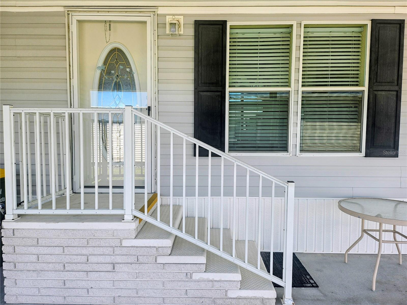 OAKWOOD MANOR - Residential