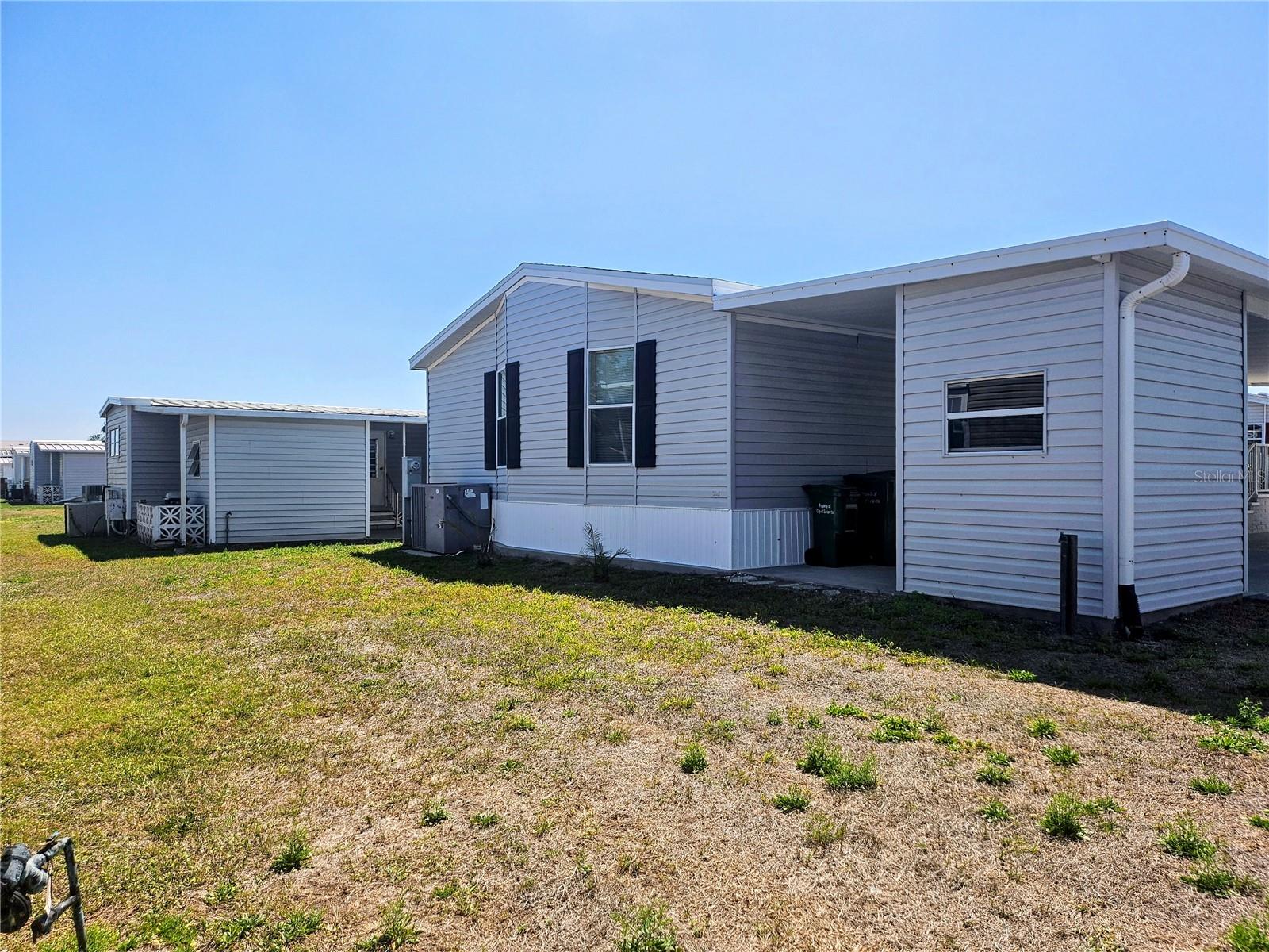 OAKWOOD MANOR - Residential