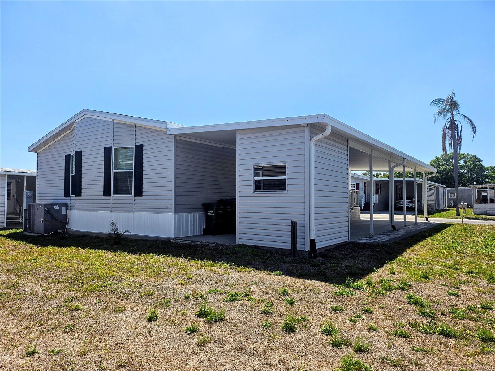 OAKWOOD MANOR - Residential