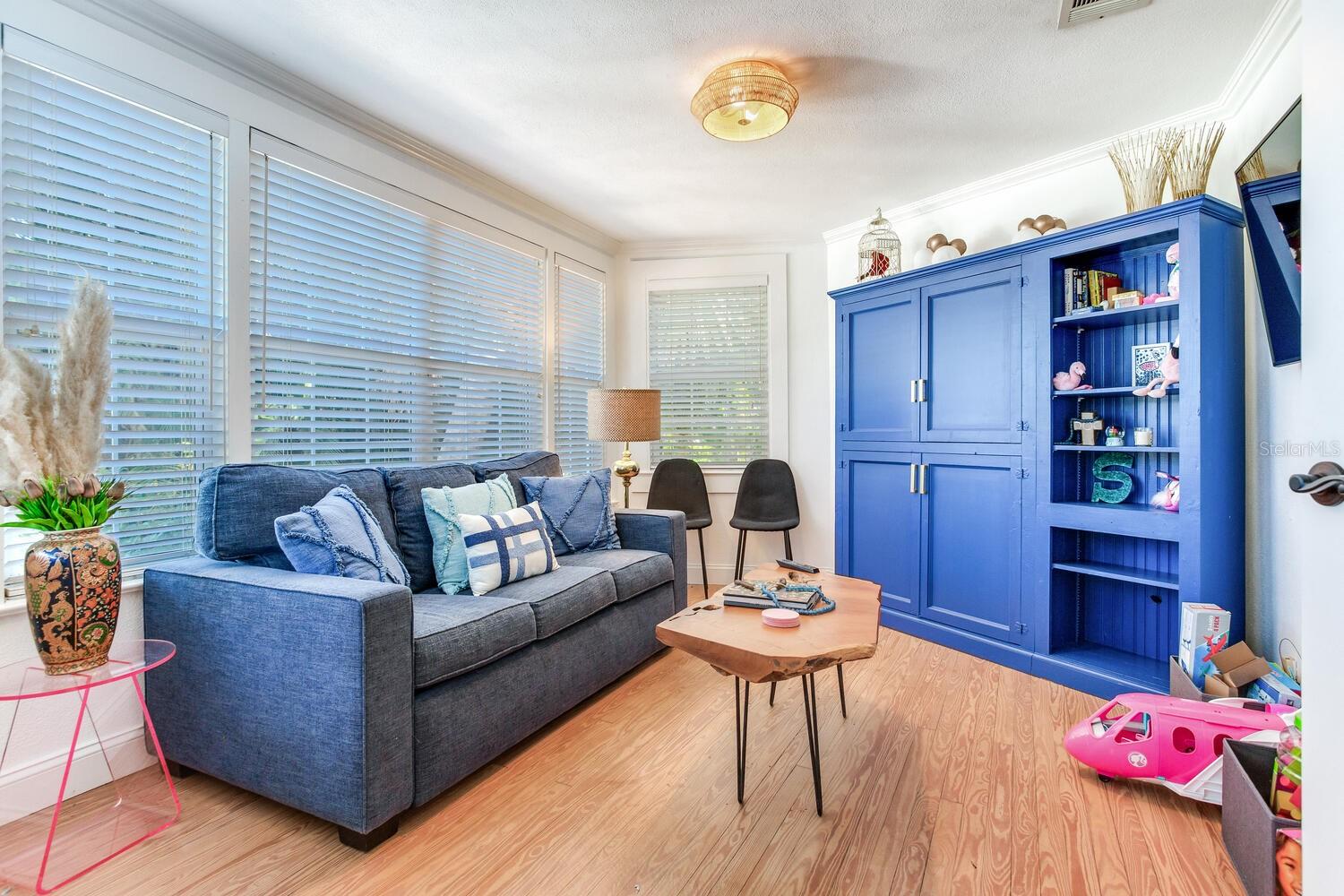 AVONDALE REP - Residential