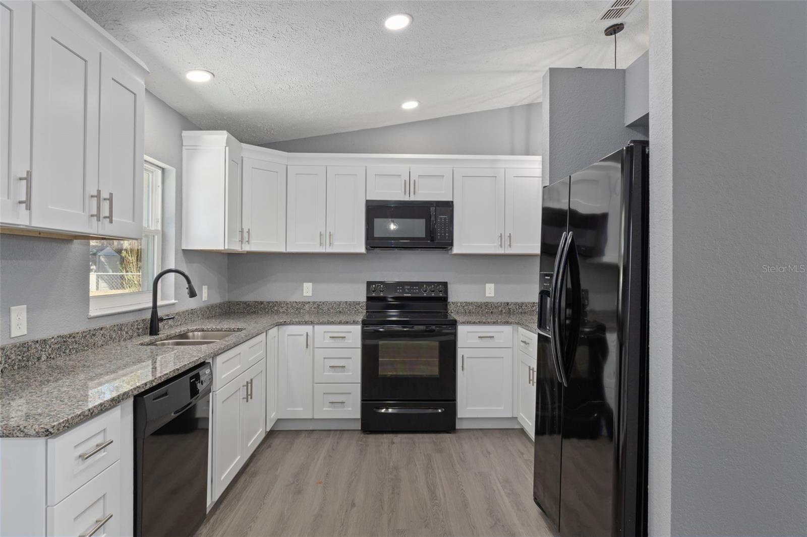 THE MEADOWS UNREC SUB - Residential