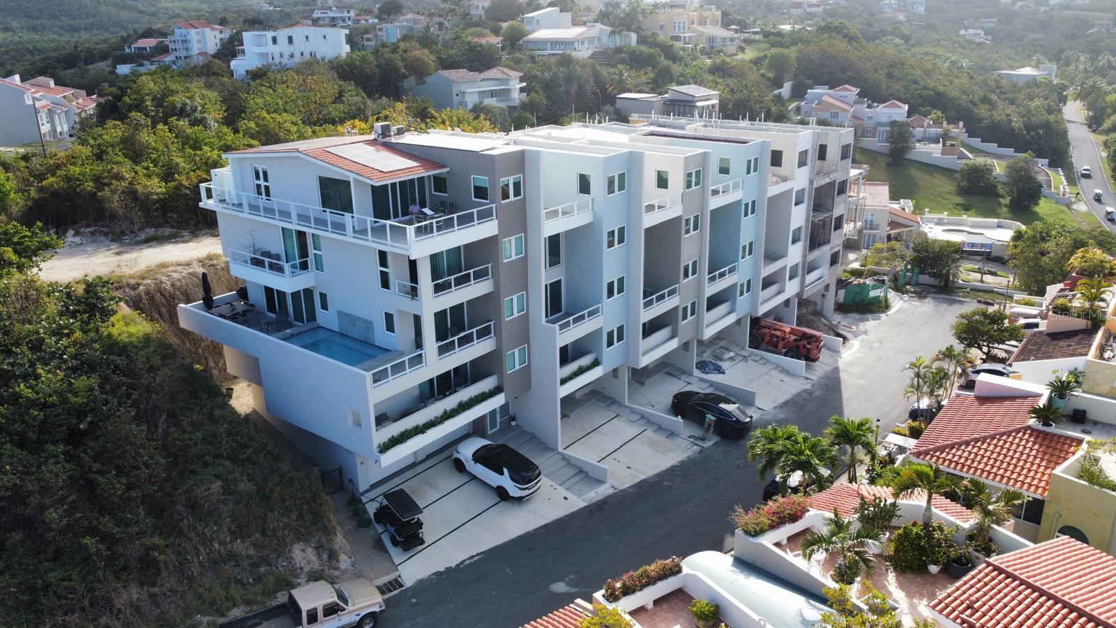SHELL CASTLE CLUB - Residential