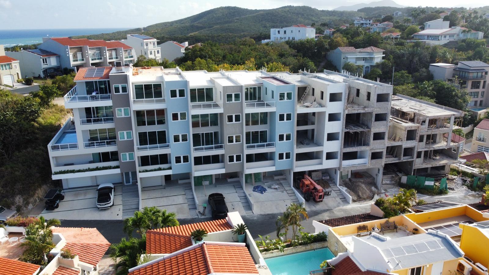 SHELL CASTLE CLUB - Residential