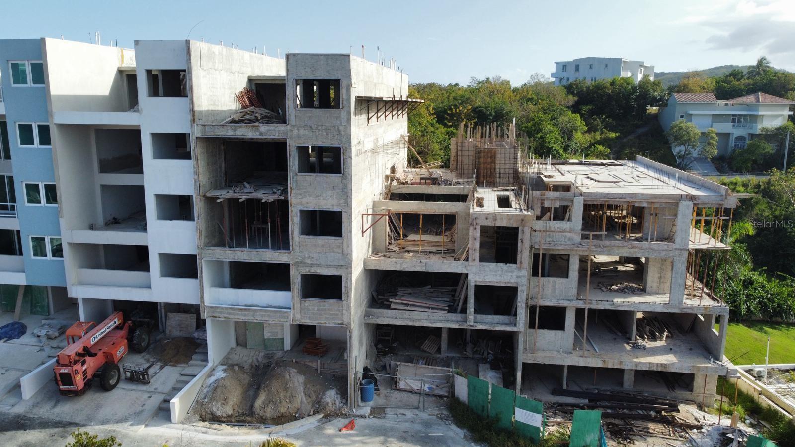 SHELL CASTLE CLUB - Residential