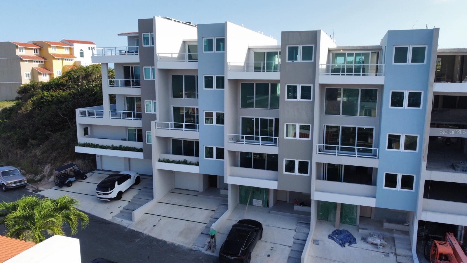 SHELL CASTLE CLUB - Residential