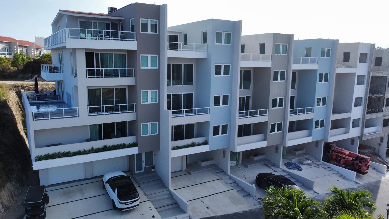 SHELL CASTLE CLUB - Residential