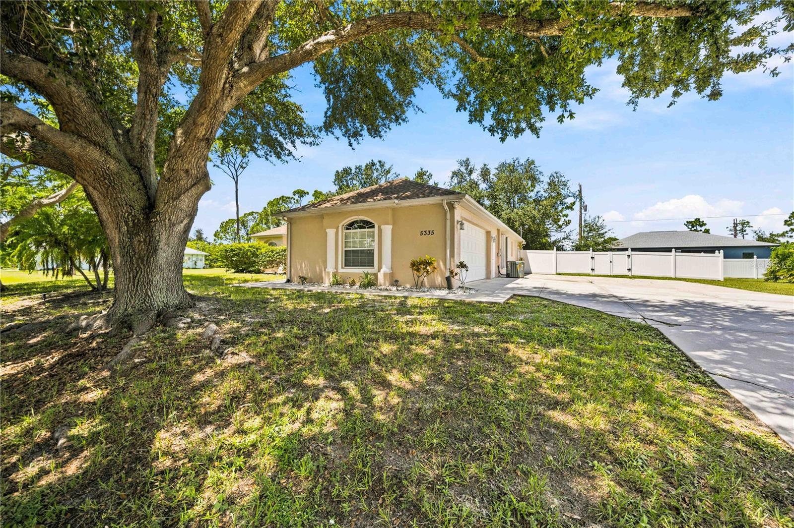 5335 BRYAN TERRACE
