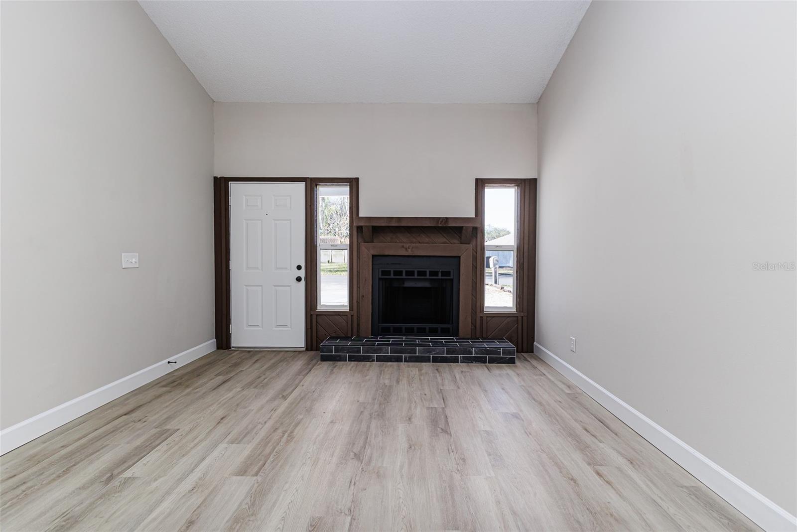 TIMBER WOOD - Residential