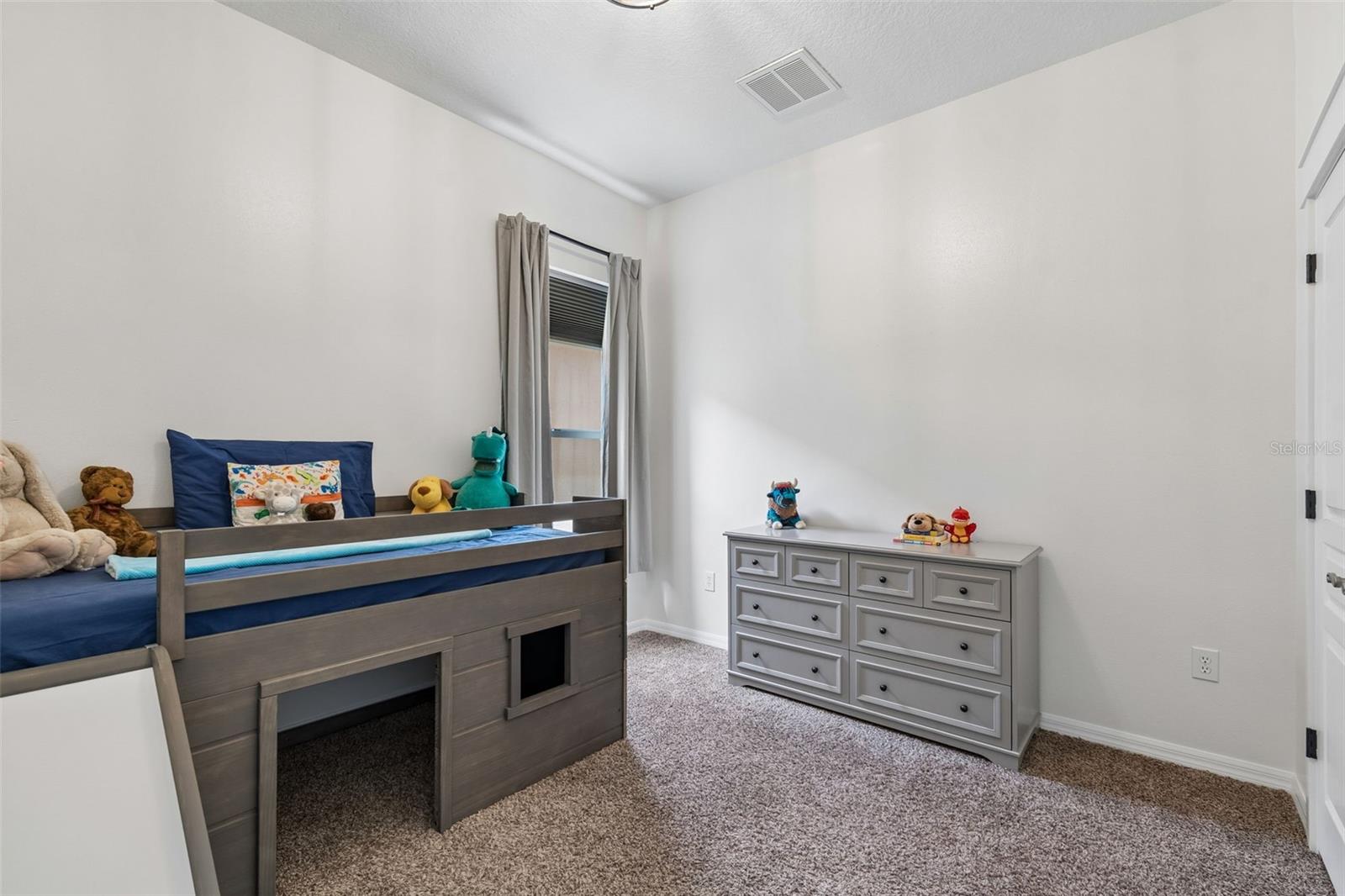 WILDERNESS LAKE PRESERVE - Residential